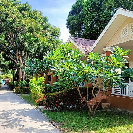 Malibu Samed Resort Koh Samet Ngoại thất bức ảnh
